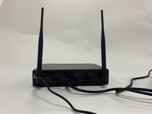 70 unit Sistem Mikrofon Nirkabel UHF Profesional Dengan Speaker Bluetooth